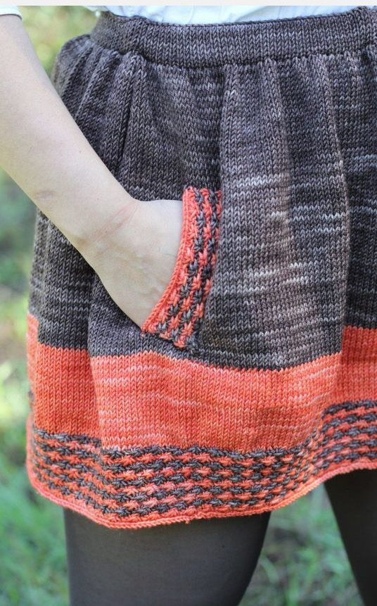 Knitting pattern for New Girl Skirt